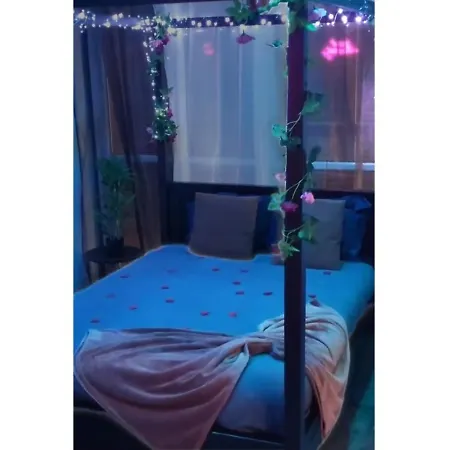 Paris 2 - With Jacuzzi Rosny-sous-Bois